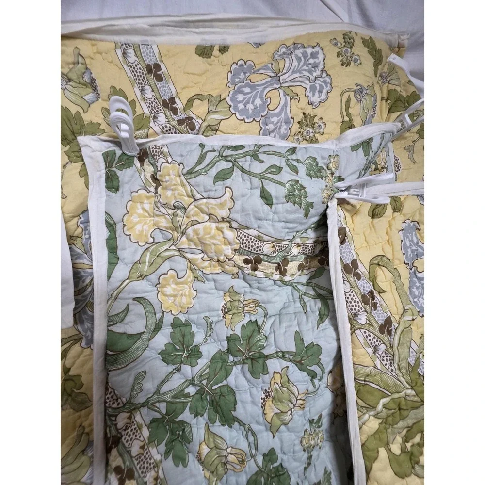 Pottery Barn Queen Quilt 93x89 Reversible Floral Yellow Blue + 2 Standard Shams